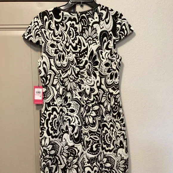 Vince Camuto Floral Jacquard Knit Sheath Dress, size 10 - Picture 8 of 13